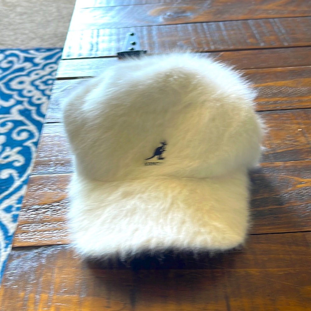 New, never worn Kangol Furgora Spacecap